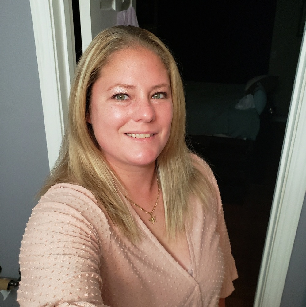 Meet your Posher, Julia